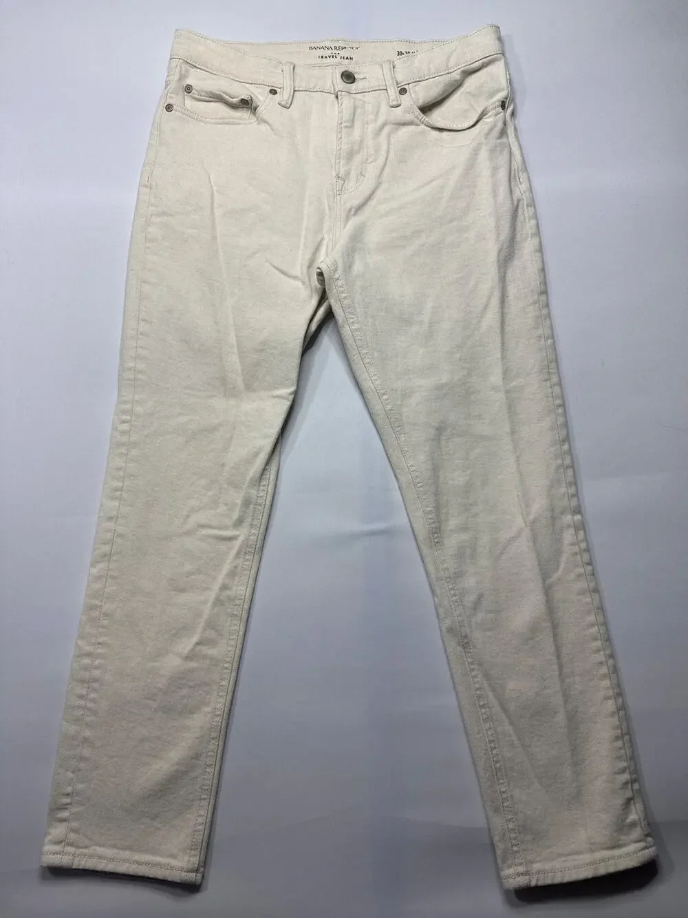 Banana Republic Men's Slim Fit Beige Travel Jeans - Size‎ 30x30 (30x27)*